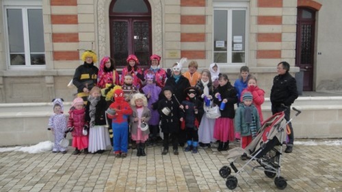 Bras renouvelle le carnaval